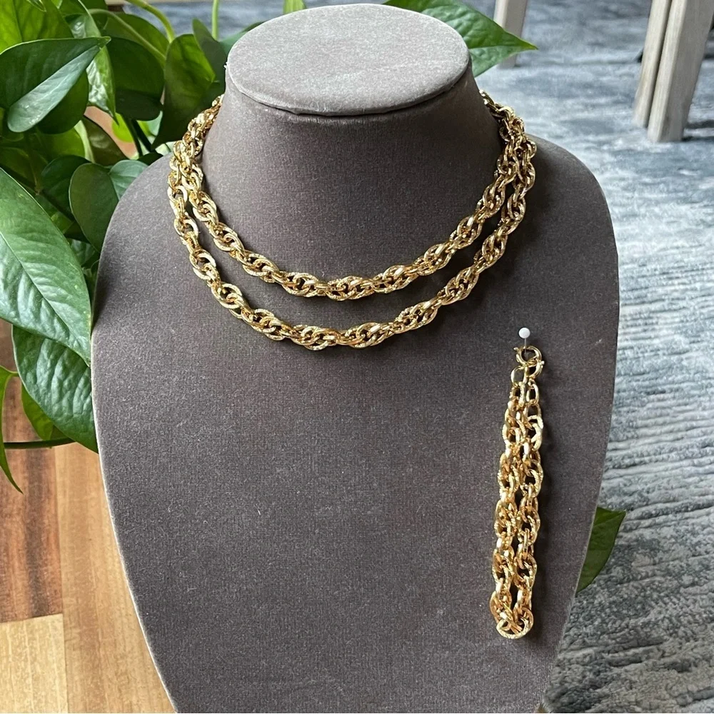 Beautiful 3 Pieces Bundle of‎ Sterling Silver Gold Chain Necklaces and Bracelets